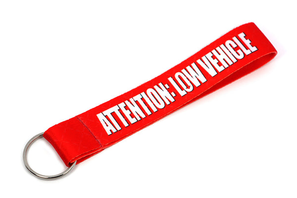 Short Lanyard "Attention: Low Vehicle" Portachiavi in Tessuto Keyrings - Car Keychains