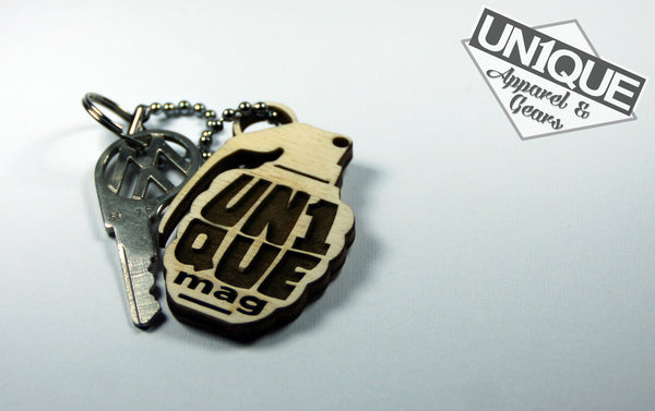Portachiave in legno, Wood Keyrings "BOMB" - Peace and Low Petrolhead Clothing