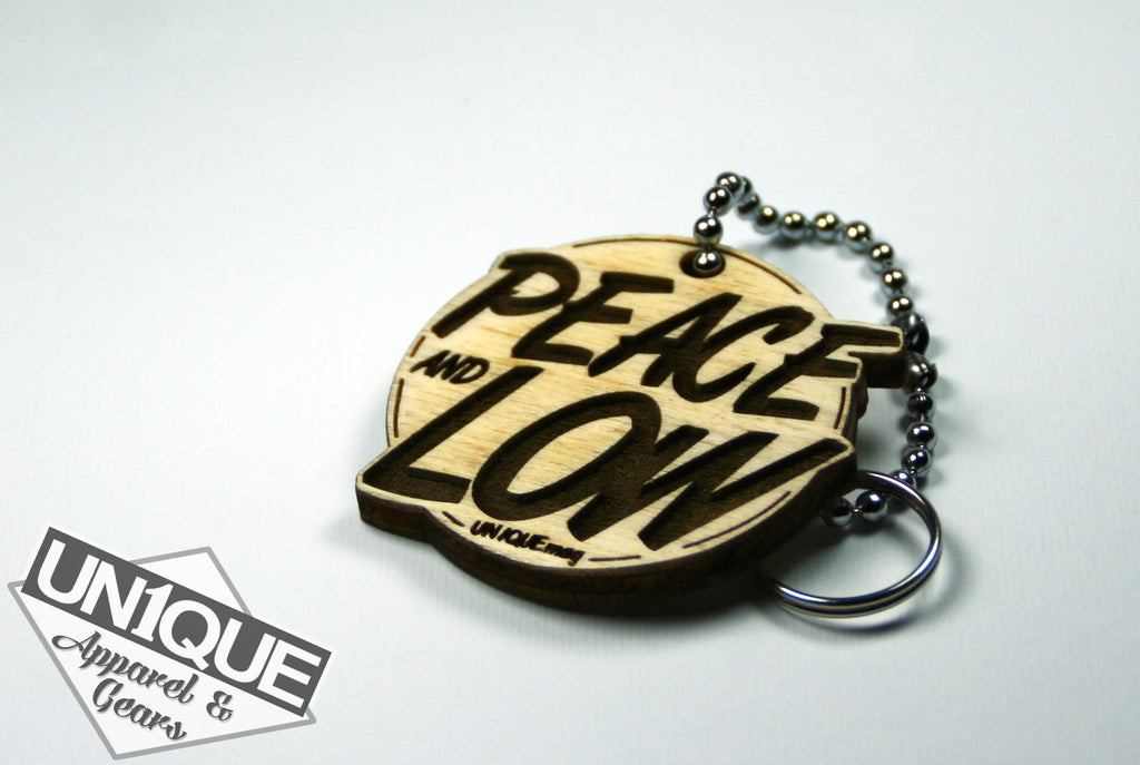 Portachiavi in legno, Wood Keyrings "Peace and Low" - Peace and Low Petrolhead Clothing